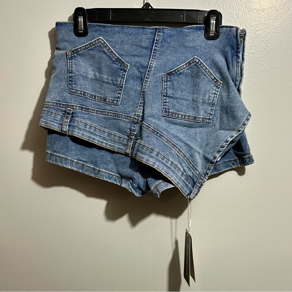 Casual Blue Jean Shorts for Women (B1)